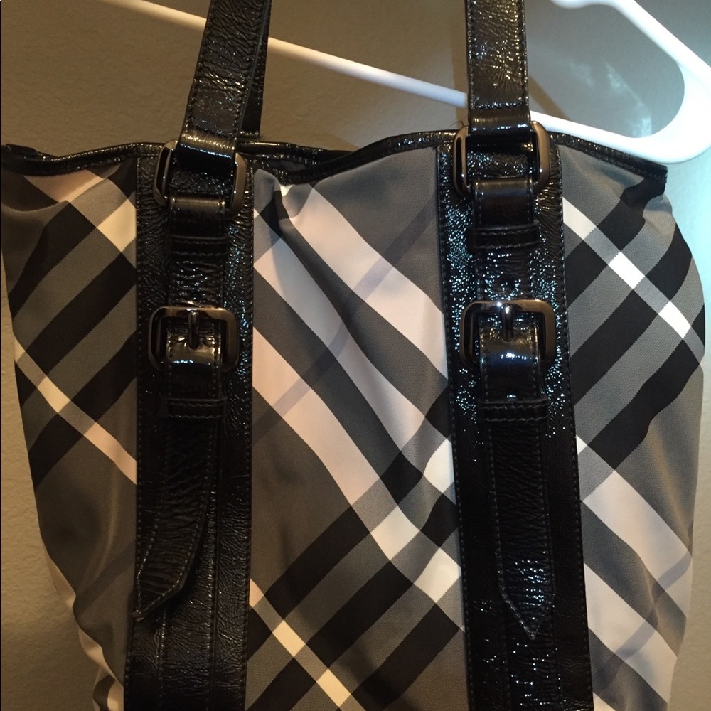 Burberry handbag - Picture 6 of 8